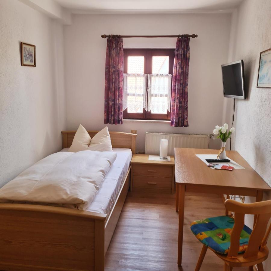 Gasthaus Schoellmann Feuchtwangen Kültér fotó